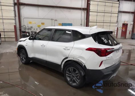 2023 Kia Seltos Lx z USA, uszkodzony, nr VIN KNDEPCAA0P7434754